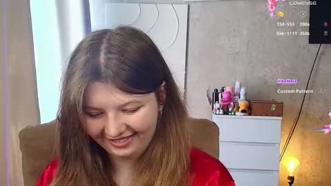Snapshot of salut_love chatting on 06/06/26, 10:42 Ruby online show from 06/06/26, 10:42
