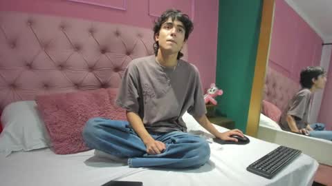 Snapshot of salvatore_monterey chatting on 01/12/25, 08:57 salvatore online show from 01/12/25, 08:57