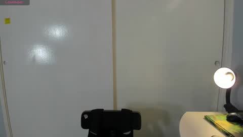 salvatore_montt online show from 03/09/25, 04:49