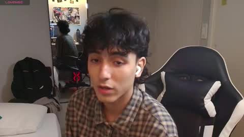 salvatore_montt online show from 03/11/25, 04:32