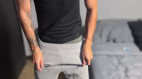 Salvatore online show from 03/20/26, 04:06