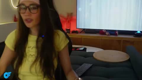 Stefana    or    Samchispas online show from 07/20/26, 02:15