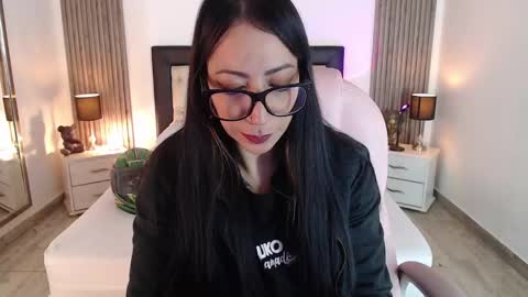 Snapshot of sam_mansson66 chatting on 02/05/25, 12:06 SAM MANSON online show from 02/05/25, 12:06