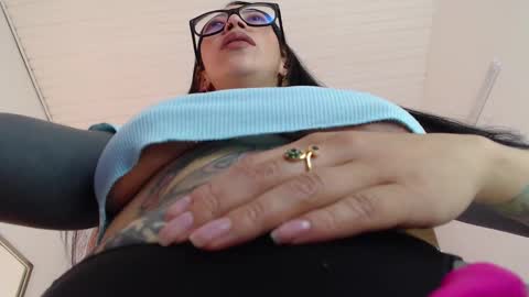 Snapshot of sam_mansson66 chatting on 02/12/25, 06:19 SAM MANSON online show from 02/12/25, 06:19