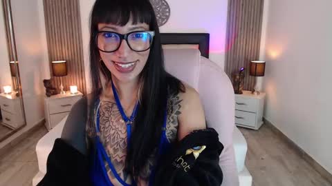 Snapshot of sam_mansson66 chatting on 02/13/25, 03:14 SAM MANSON online show from 02/13/25, 03:14