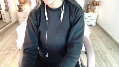 Snapshot of sam_mansson66 chatting on 02/18/25, 12:06 SAM MANSON online show from 02/18/25, 12:06