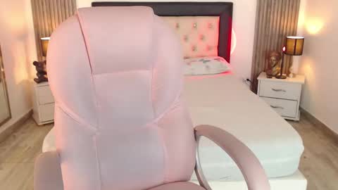 Snapshot of sam_mansson66 chatting on 02/25/25, 12:13 SAM MANSON online show from 02/25/25, 12:13