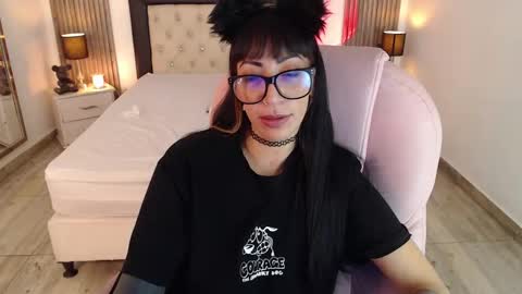 Snapshot of sam_mansson66 chatting on 02/26/25, 06:21 SAM MANSON online show from 02/26/25, 06:21