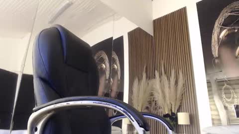 Snapshot of sam_mansson66 chatting on 09/30/25, 01:38 SAM MANSON online show from 09/30/25, 01:38