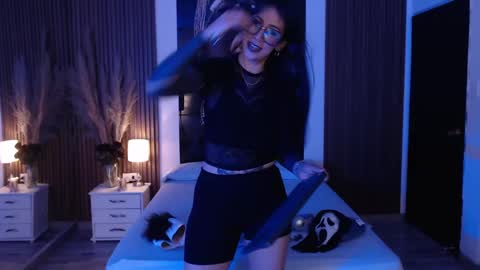 Snapshot of sam_mansson66 chatting on 10/12/25, 02:21 SAM MANSON online show from 10/12/25, 02:21