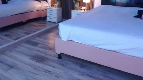 Snapshot of sam_mansson66 chatting on 11/05/25, 12:27 SAM MANSON online show from 11/05/25, 12:27