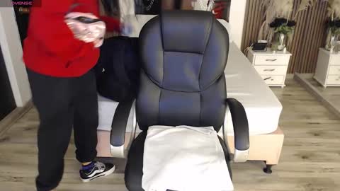 SAM MANSON online show from 04/20/26, 12:19