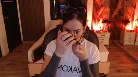 SAM MANSON online show from 04/23/26, 12:29