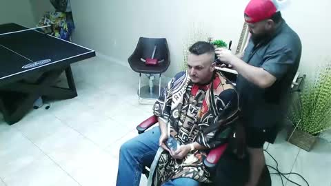 sam_papithebarber online show from 10/08/25, 02:53