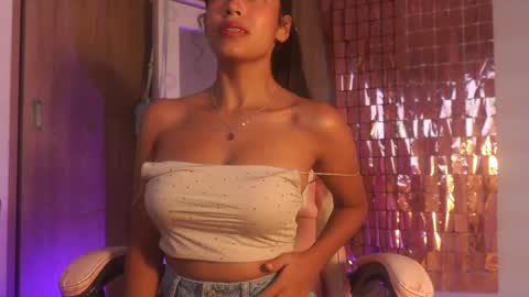 Samantha Roberts online show from 09/09/25, 01:32