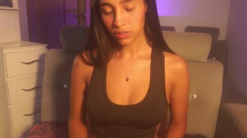 Snapshot of sam_robert17 chatting on 01/14/26, 07:19 Samantha Roberts online show from 01/14/26, 07:19