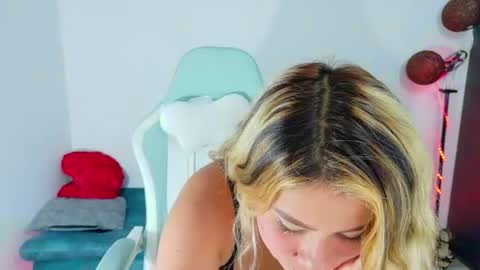 Snapshot of sam_sexual_enjoyment chatting on 06/18/26, 02:10 sam_sexual_enjoyment online show from 06/18/26, 02:10