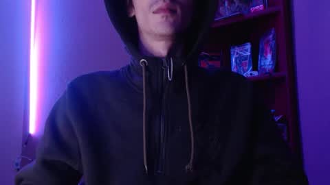 sam_skywalker online show from 11/07/25, 09:37