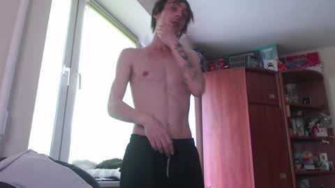 sam_skywalker online show from 06/08/26, 06:47