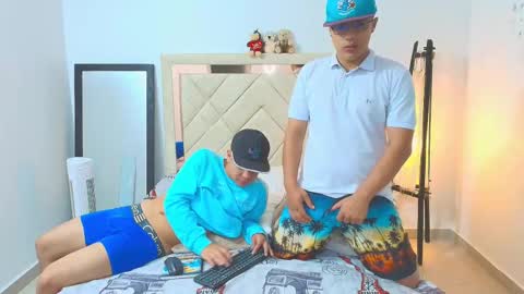 sam_tnt9 online show from 11/04/25, 08:46