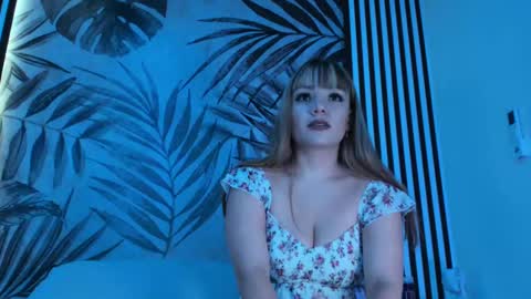 Samaantha  online show from 09/15/25, 11:43