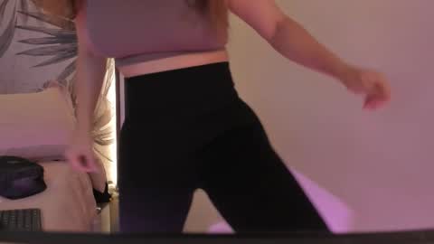 Samaantha  online show from 03/28/26, 11:43