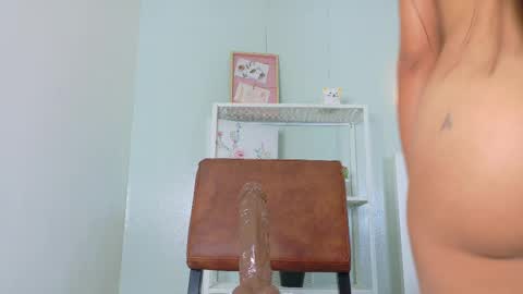   online show from 10/21/25, 11:44