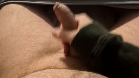 Snapshot of samandm chatting on 12/16/25, 08:03 samandm online show from 12/16/25, 08:03