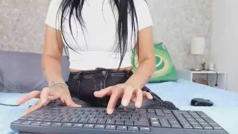 Samanta online show from 10/05/25, 12:03