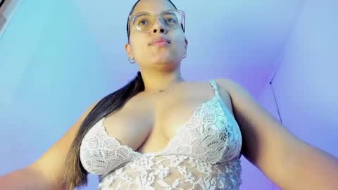 Snapshot of samanta__sweetx chatting on 05/14/26, 04:25 Samanta Sweet online show from 05/14/26, 04:25