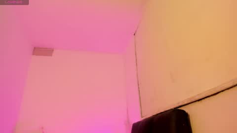 Snapshot of samanta__sweetx chatting on 06/10/26, 05:28 Samanta Sweet online show from 06/10/26, 05:28