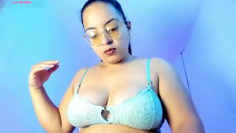 Snapshot of samanta__sweetx chatting on 06/24/26, 05:56 Samanta Sweet online show from 06/24/26, 05:56
