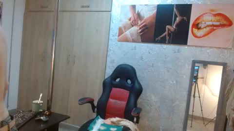 samanta online show from 04/15/26, 11:17