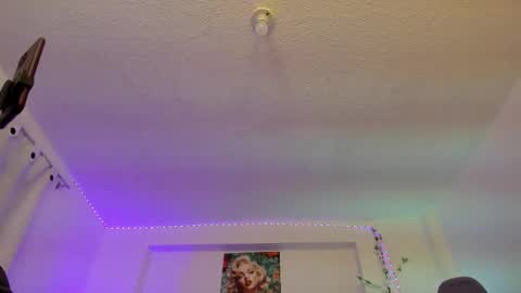 Samanta online show from 11/04/25, 12:04