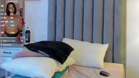  samanta  online show from 02/15/25, 06:33