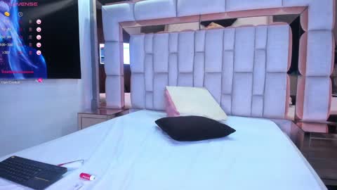 S A M A N T A   online show from 01/29/25, 07:04