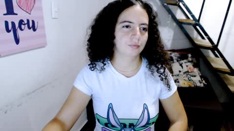Snapshot of samantha2girl chatting on 12/03/24, 02:36 samantha online show from 12/03/24, 02:36