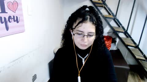 Snapshot of samantha2girl chatting on 01/26/25, 10:24 samantha online show from 01/26/25, 10:24