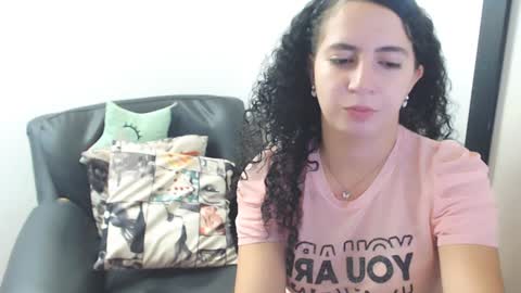 Snapshot of samantha2girl chatting on 02/09/25, 03:43 samantha online show from 02/09/25, 03:43