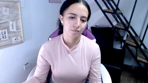 Snapshot of samantha2girl chatting on 09/29/25, 08:02 samantha online show from 09/29/25, 08:02