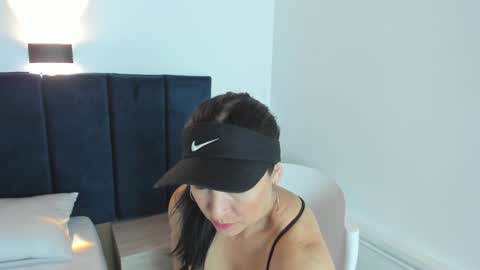 Samantha  online show from 02/08/25, 02:49