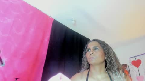  Samanthasmile  online show from 02/08/25, 11:22
