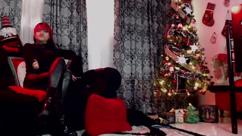 Snapshot of samantha_abrill chatting on 12/10/24, 02:48 Samantha and Victor online show from 12/10/24, 02:48