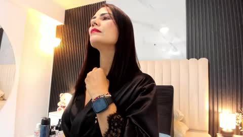 Samantha online show from 11/11/25, 04:12