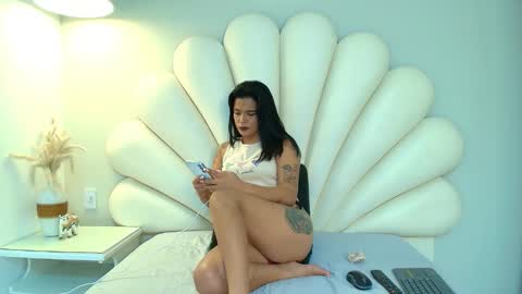 Snapshot of samantha_firee chatting on 05/09/26, 03:23 samantha_firee online show from 05/09/26, 03:23