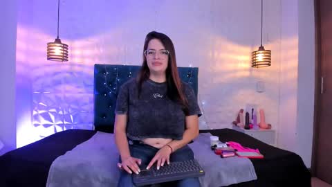 samantha_foxyy online show from 03/16/26, 10:52