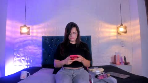 samantha_foxyy online show from 04/07/26, 10:48