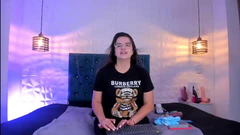 samantha_foxyy online show from 04/19/26, 11:42