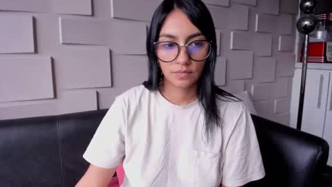 Samantha online show from 12/24/24, 03:37