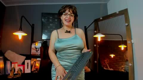 Sam online show from 04/18/26, 02:26